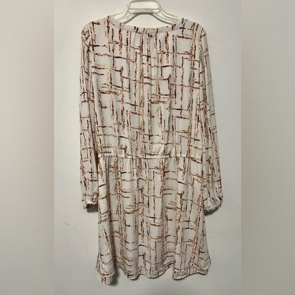 White House Black Market size 14 long sleeve Cream Brown Geometric Dress - Picture 5 of 5